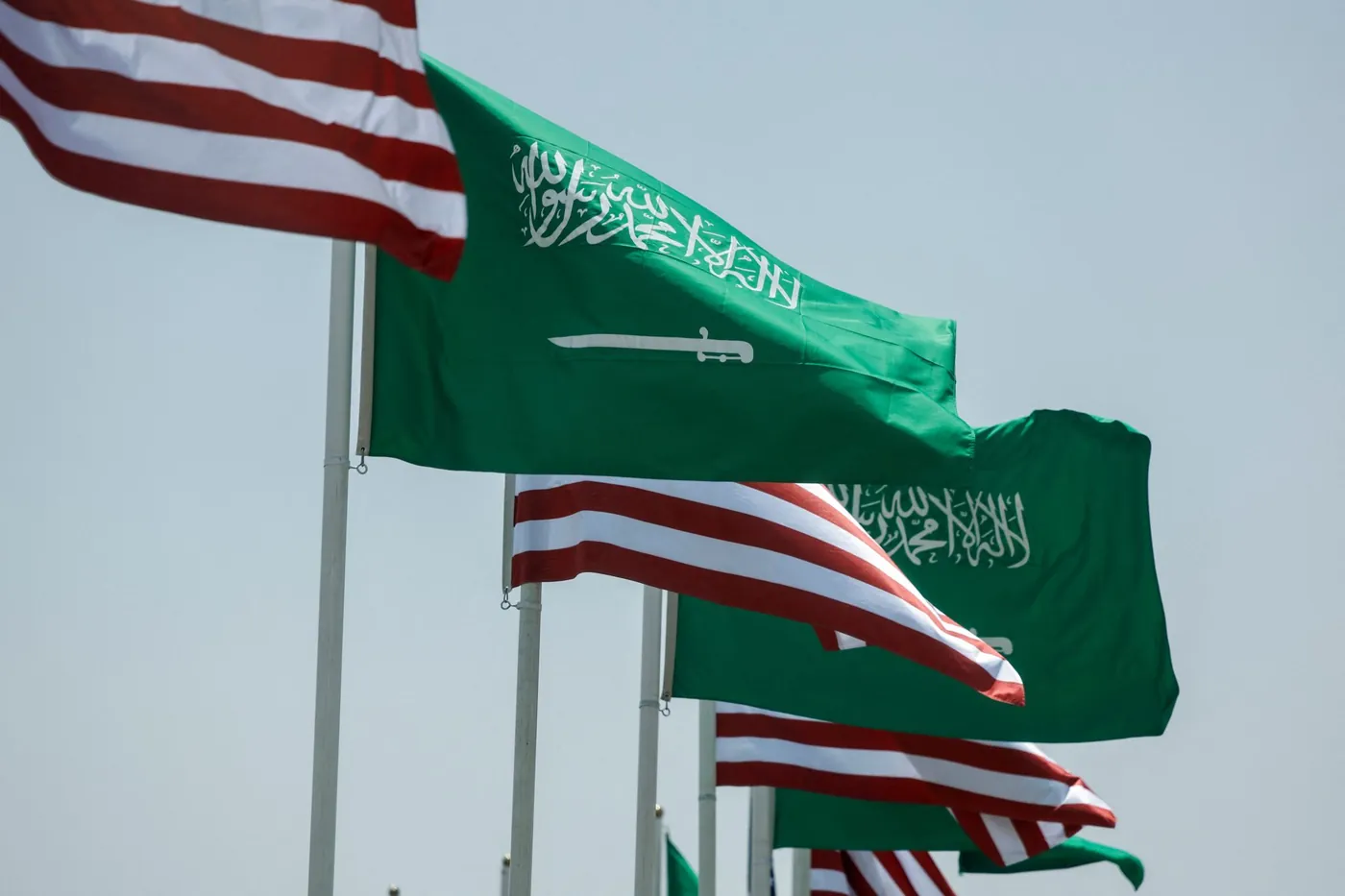 Trump Conditions Saudi Nuclear Deal on Recognizing Israel